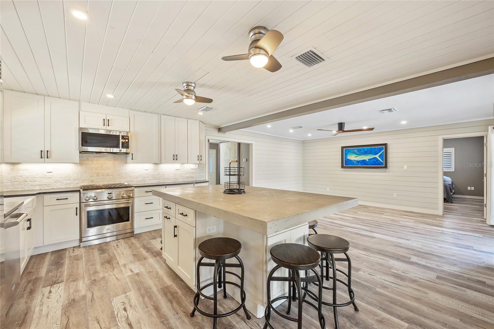 16233 BUCCANEER ST, BOKEELIA, FL, 33922