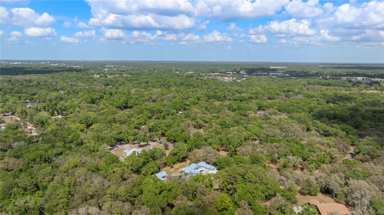 2240 W DALE CIR, DELAND, FL, 32720