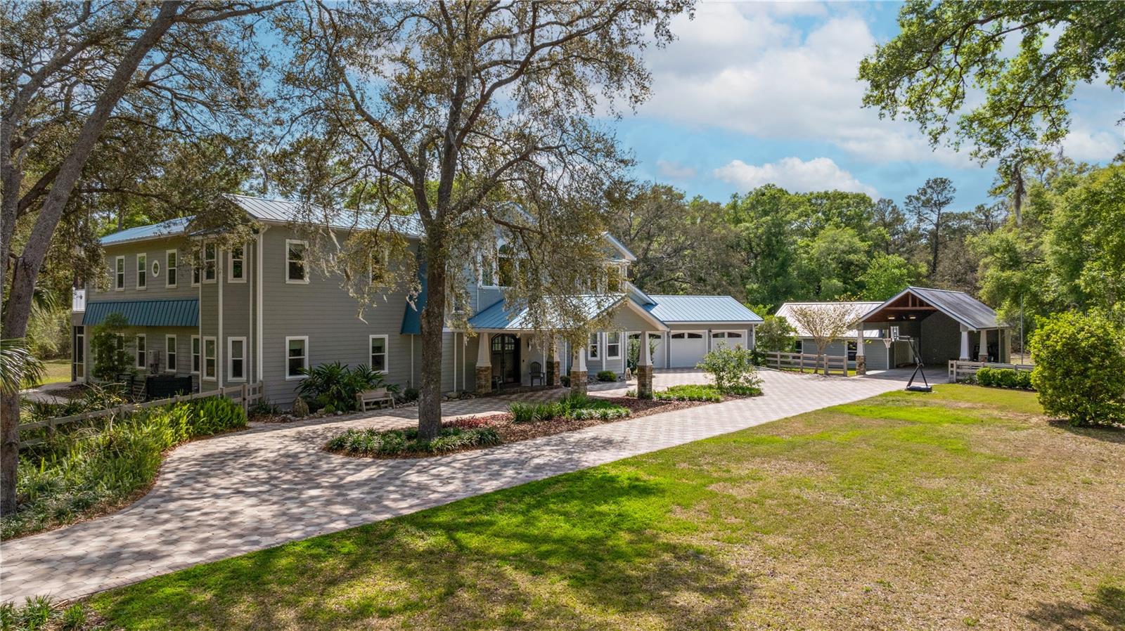 2240 W DALE CIR, DELAND, FL, 32720
