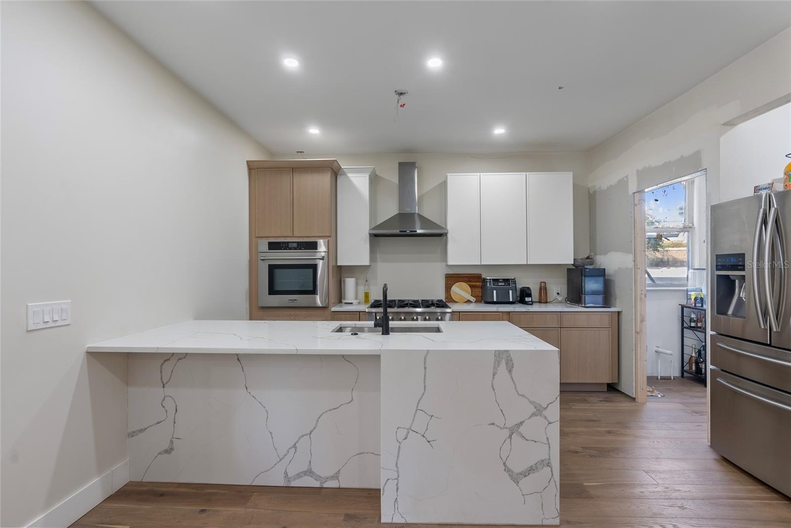 505 S EOLA DR, ORLANDO, FL, 32801