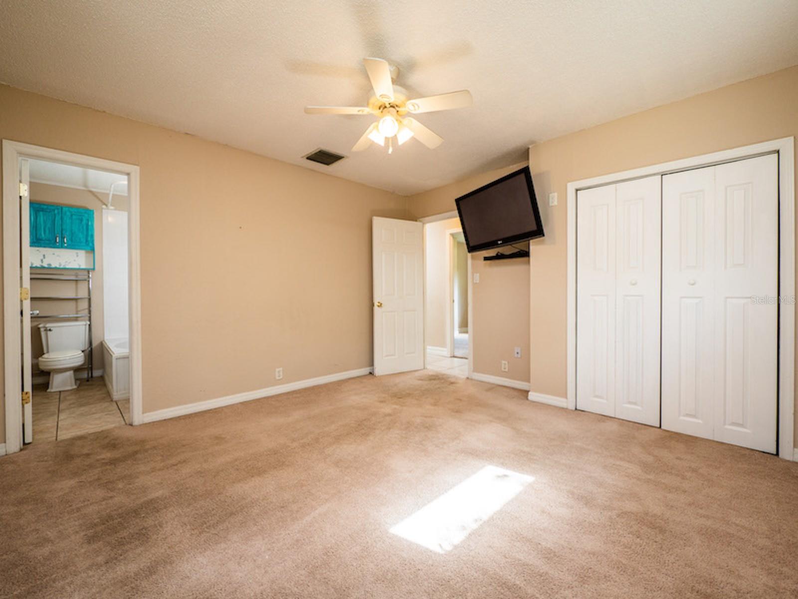 578 NE 44TH AVE, OCALA, FL, 34470