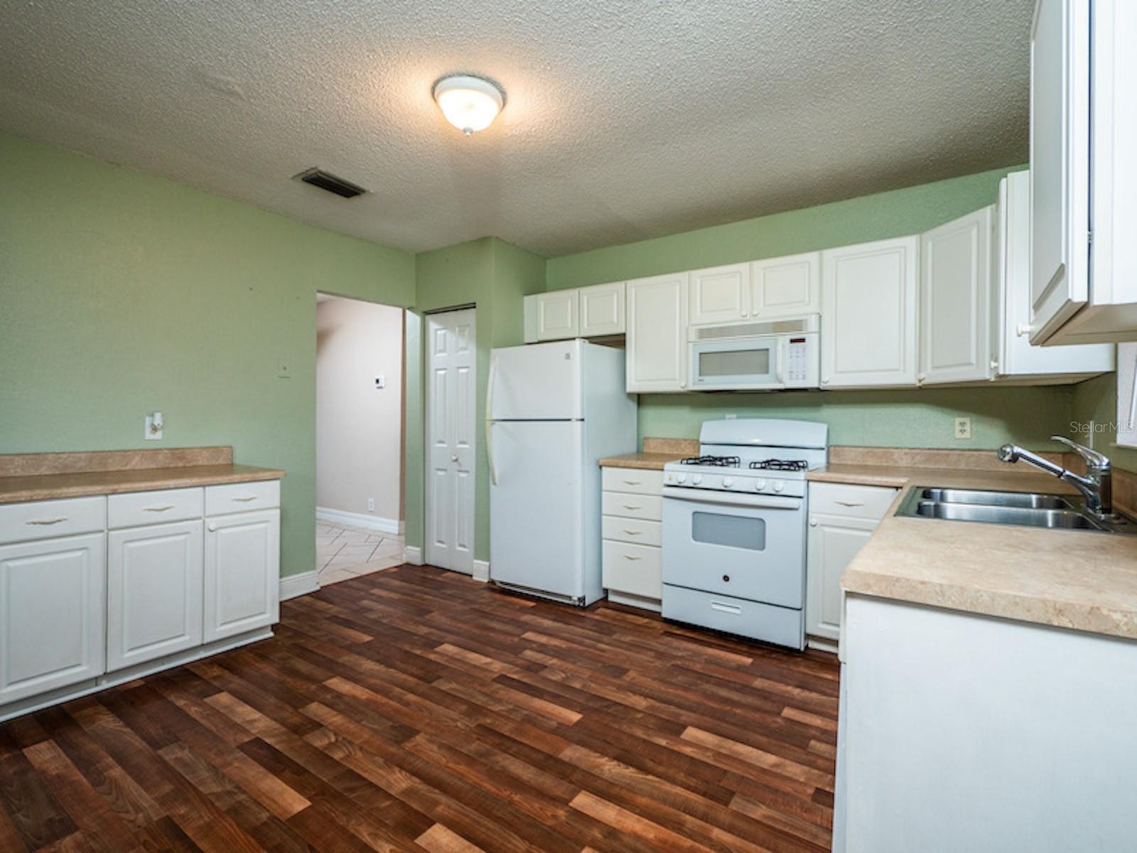 578 NE 44TH AVE, OCALA, FL, 34470