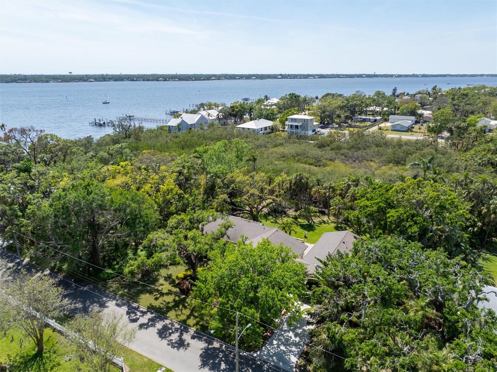 325 12TH AVE W, PALMETTO, FL, 34221
