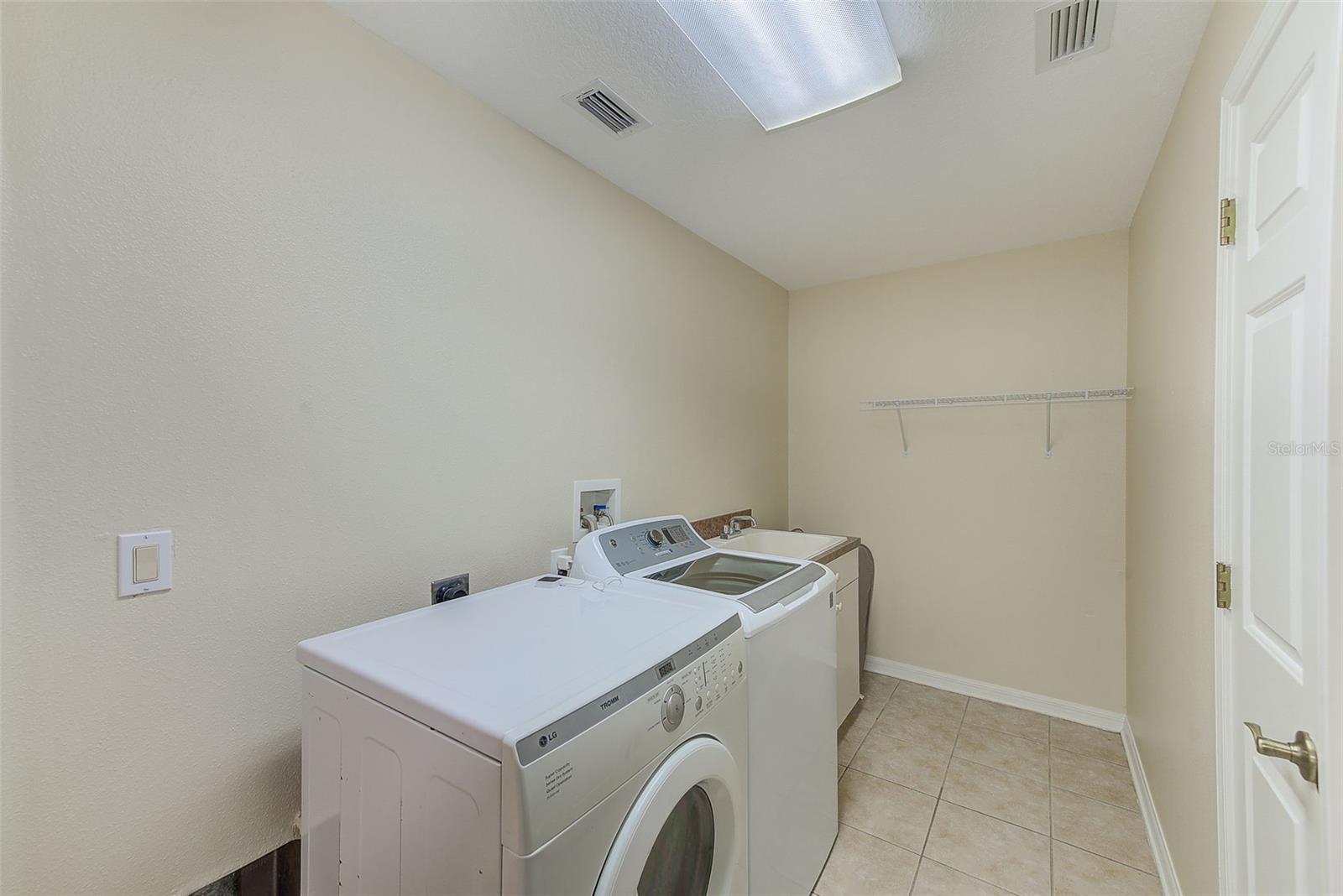 10708 CORY LAKE DR, TAMPA, FL, 33647