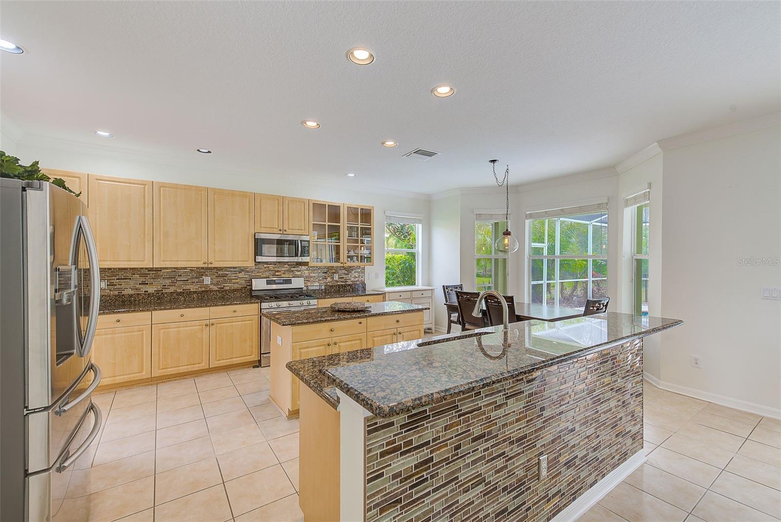 10708 CORY LAKE DR, TAMPA, FL, 33647