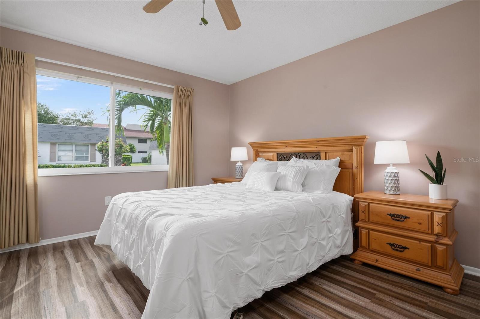 5512 RIVERBLUFF CIR #V-16, SARASOTA, FL, 34231