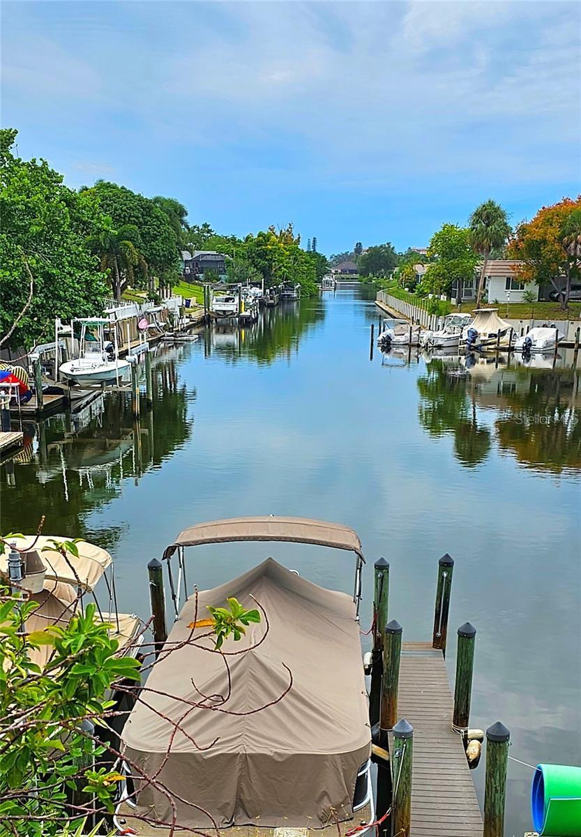 5512 RIVERBLUFF CIR #V-16, SARASOTA, FL, 34231