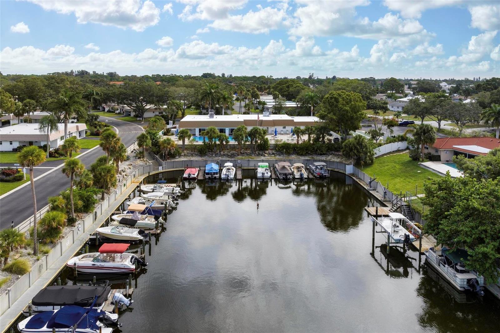 5512 RIVERBLUFF CIR #V-16, SARASOTA, FL, 34231