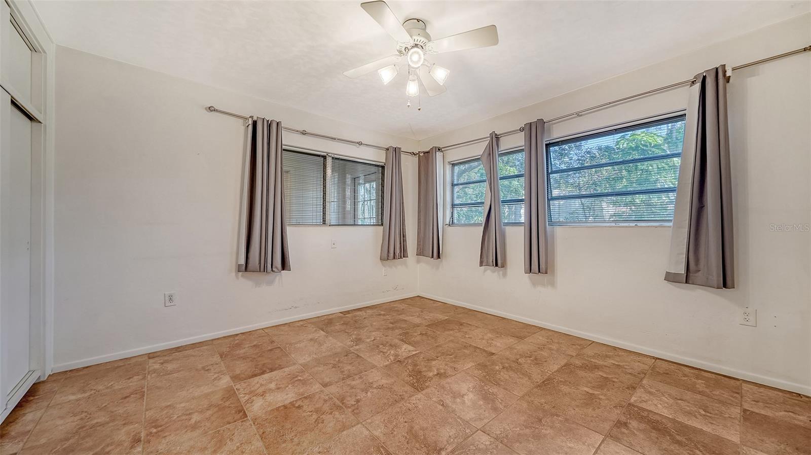 2415 GOLDENROD ST, SARASOTA, FL, 34239