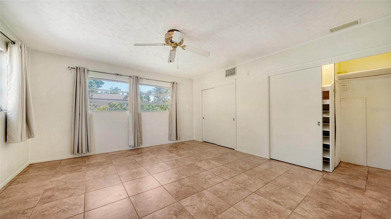2415 GOLDENROD ST, SARASOTA, FL, 34239
