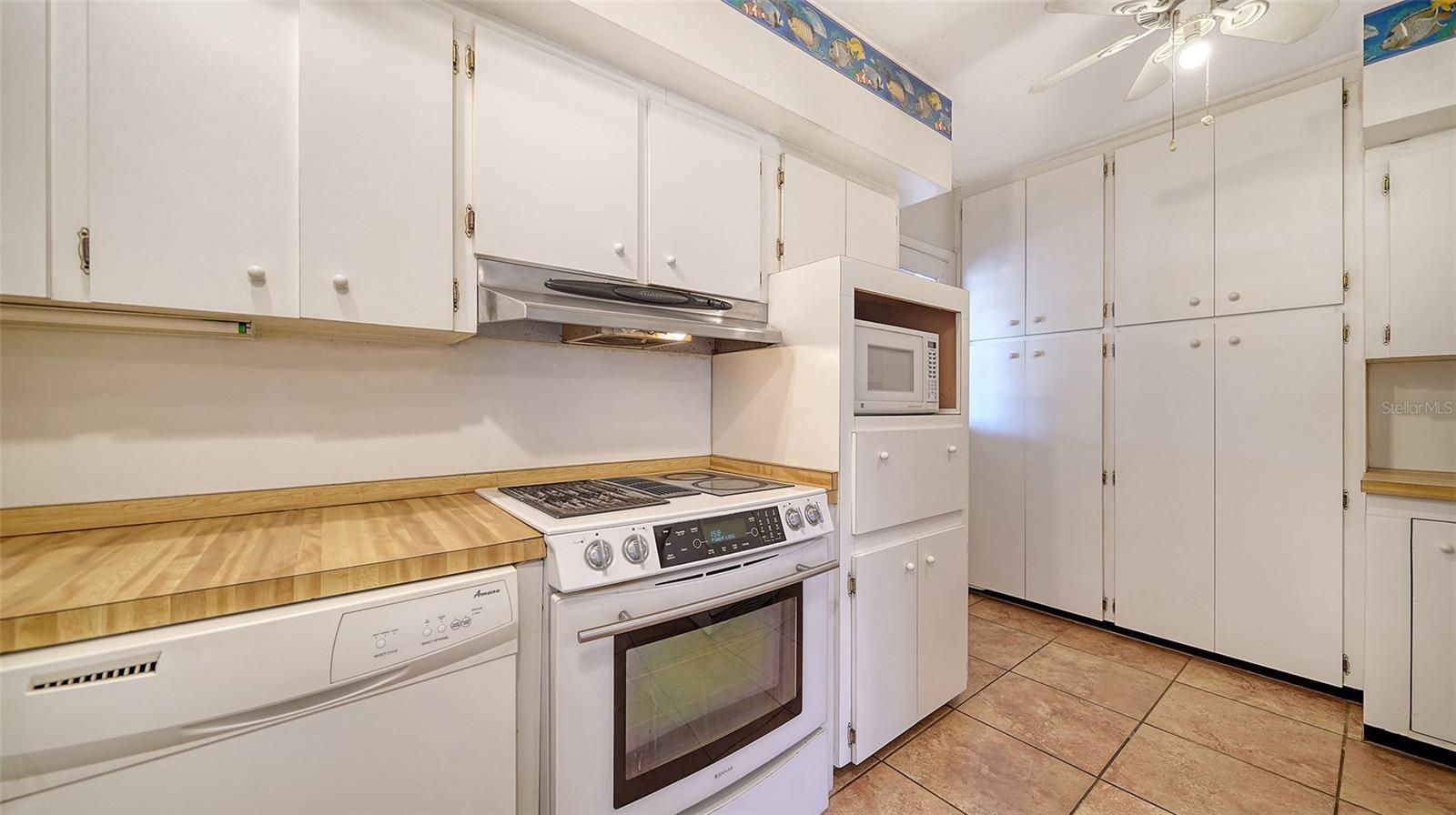 2415 GOLDENROD ST, SARASOTA, FL, 34239