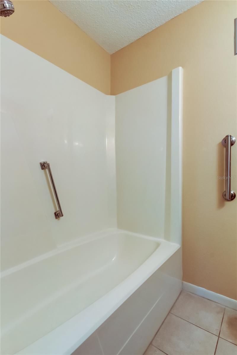 5603 80TH ST N #404, ST PETERSBURG, FL, 33709