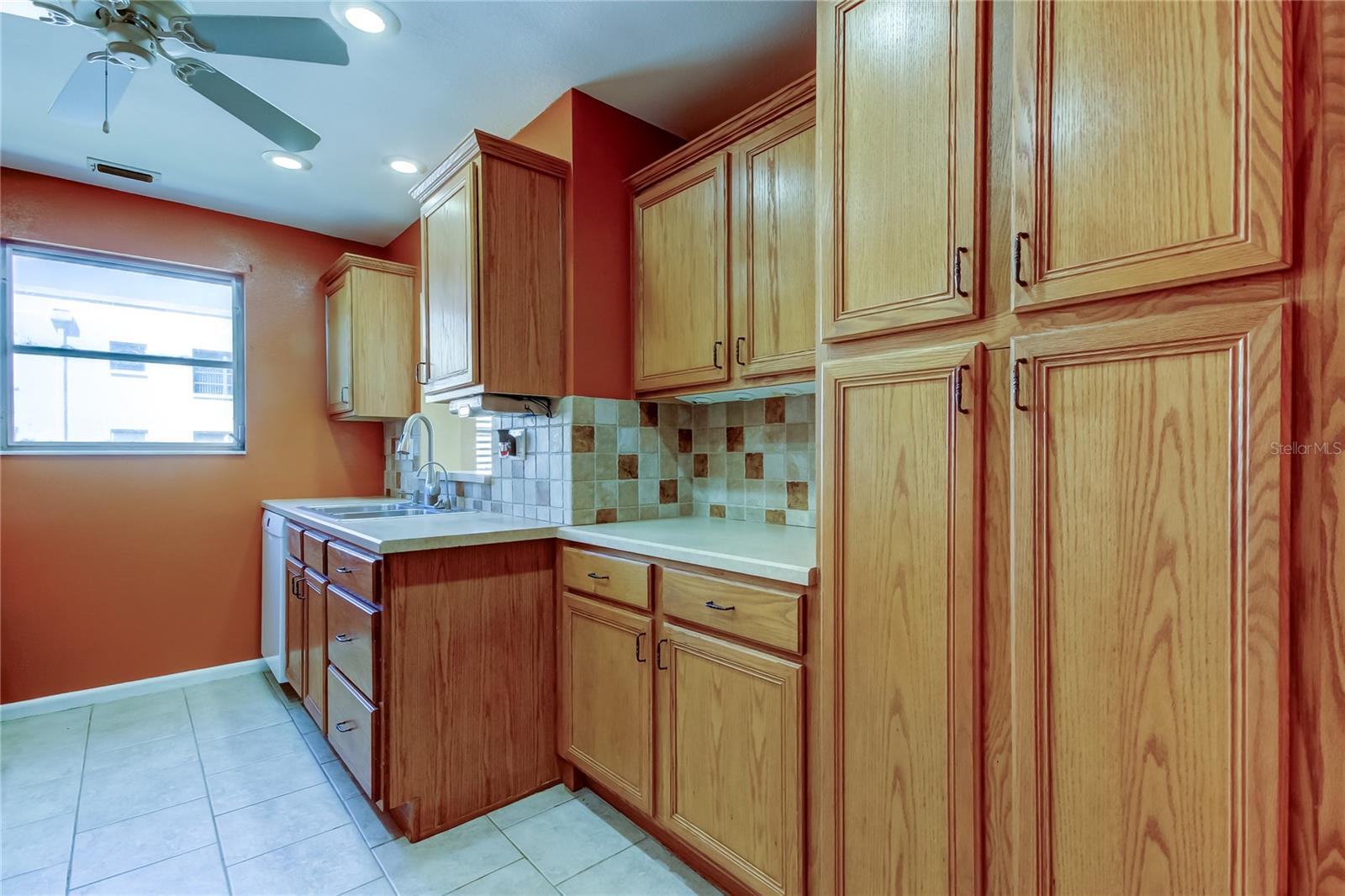 5603 80TH ST N #404, ST PETERSBURG, FL, 33709