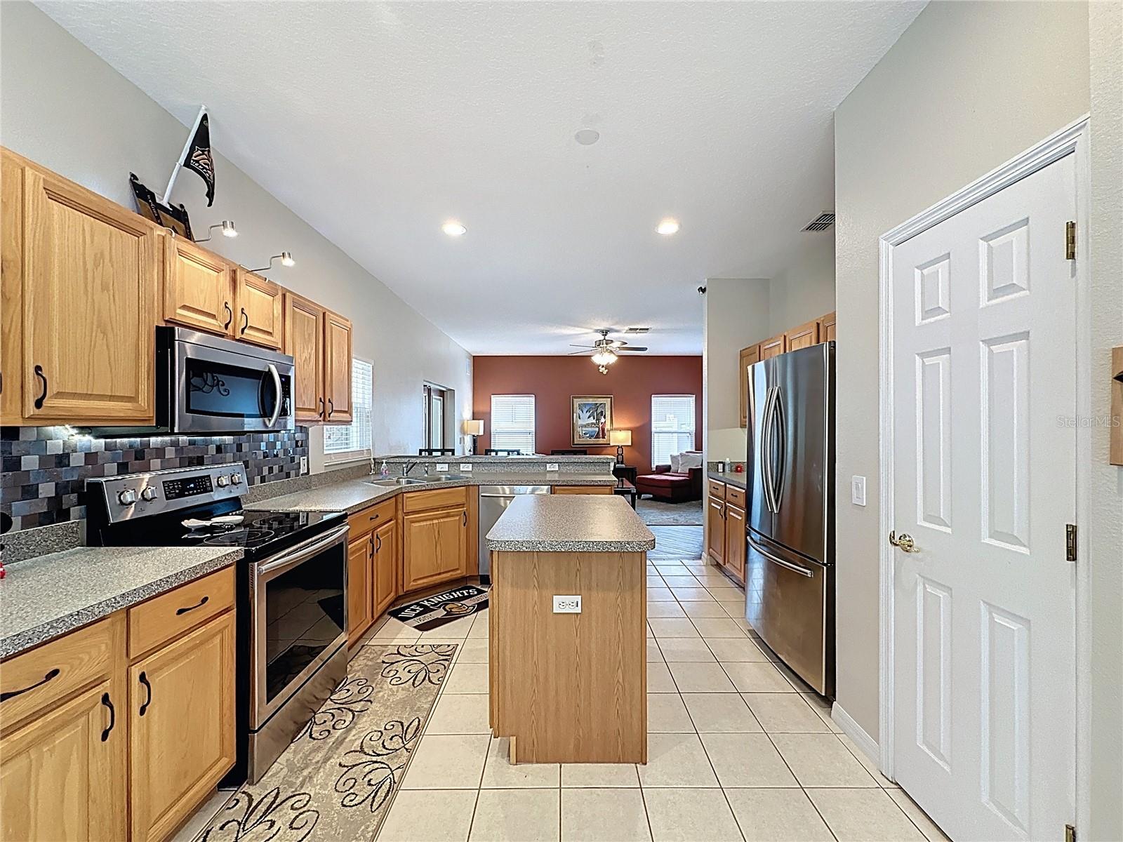 532 KILDRUMMY DR, DAVENPORT, FL, 33896