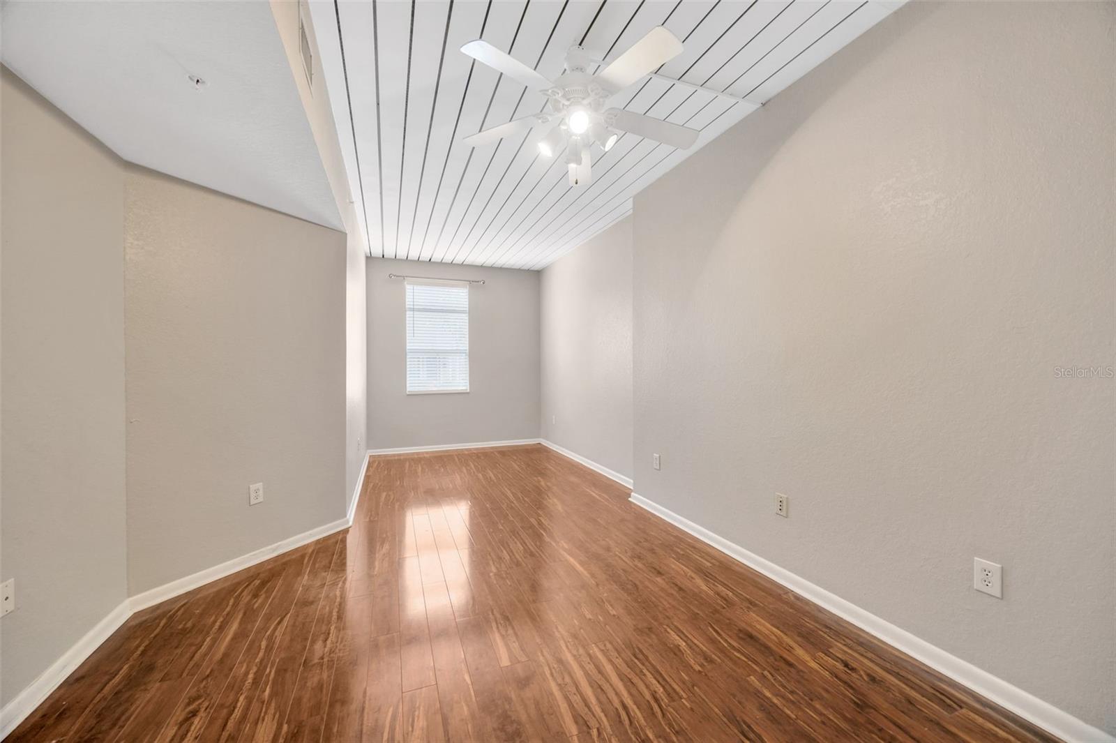 2320 W AZEELE ST #317, TAMPA, FL, 33609