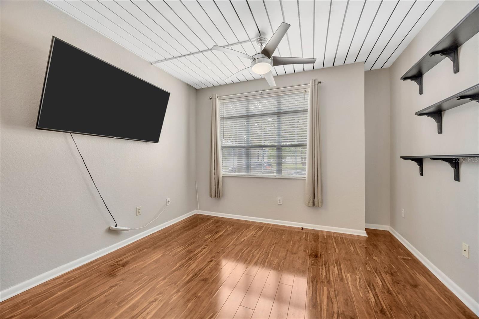 2320 W AZEELE ST #317, TAMPA, FL, 33609