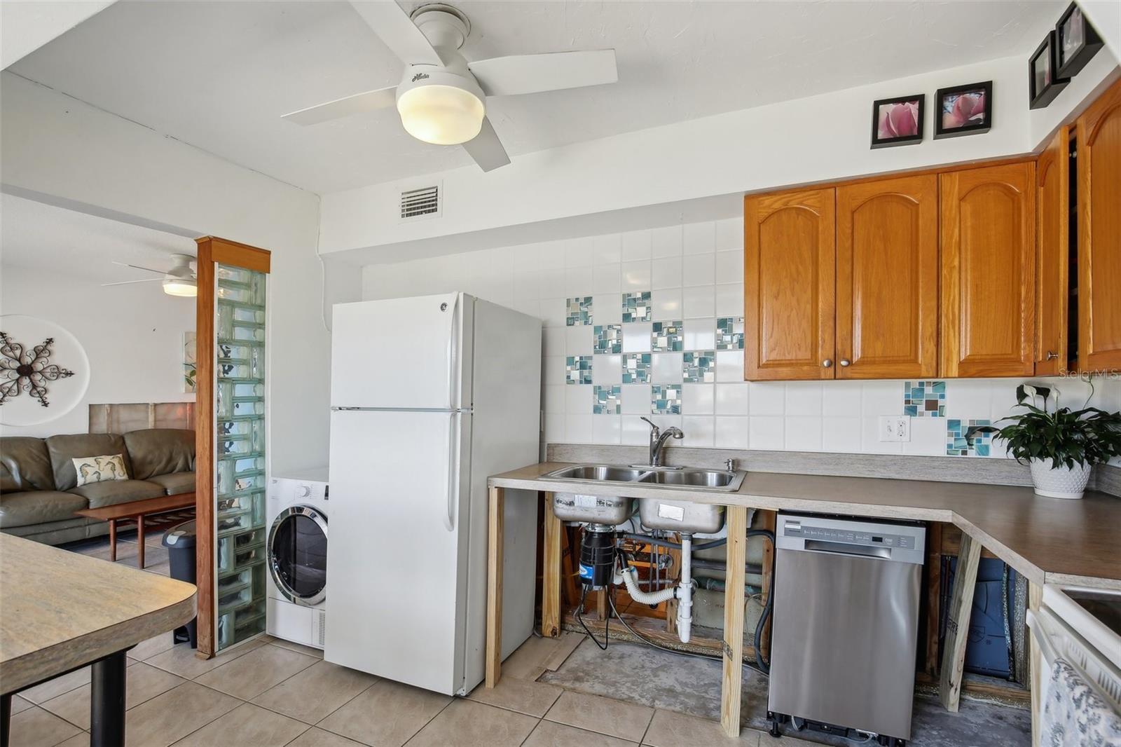 609 WESTWINDS DR #4, PALM HARBOR, FL, 34683