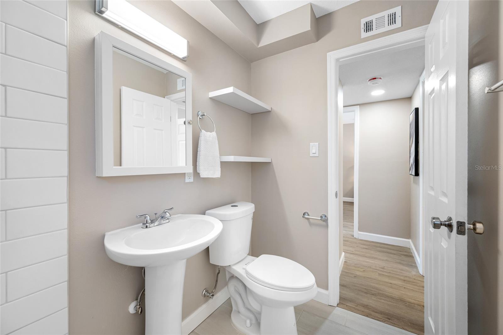 217 EMERALD LN, LARGO, FL, 33771