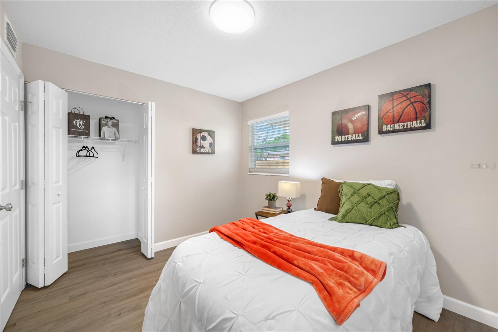 217 EMERALD LN, LARGO, FL, 33771