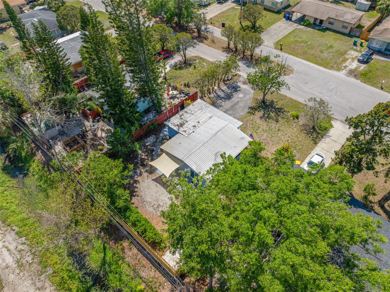 217 EMERALD LN, LARGO, FL, 33771