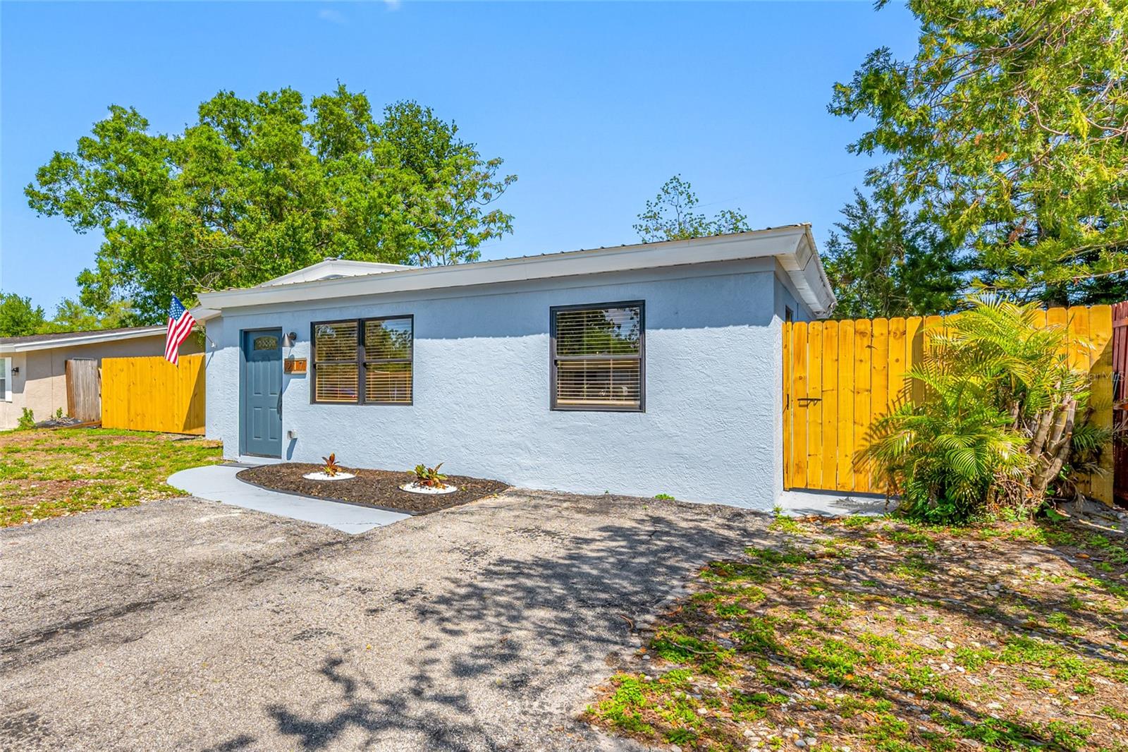 217 EMERALD LN, LARGO, FL, 33771