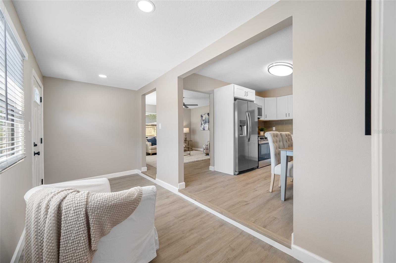 217 EMERALD LN, LARGO, FL, 33771