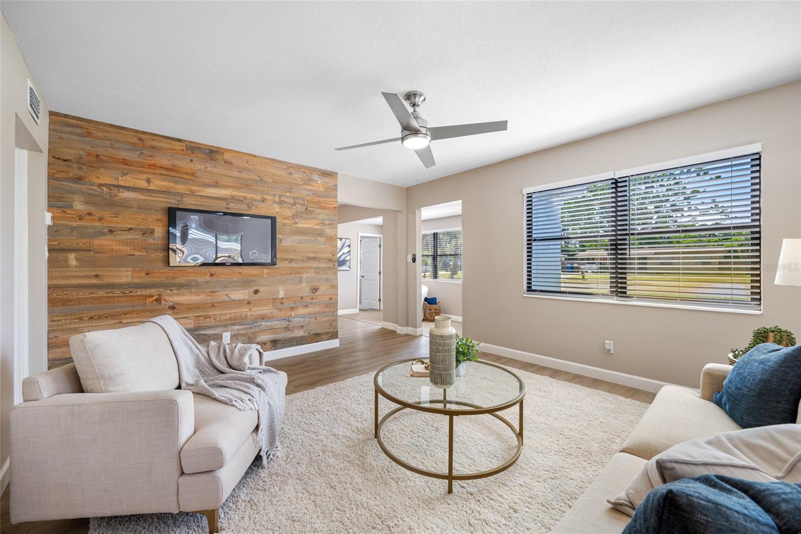 217 EMERALD LN, LARGO, FL, 33771