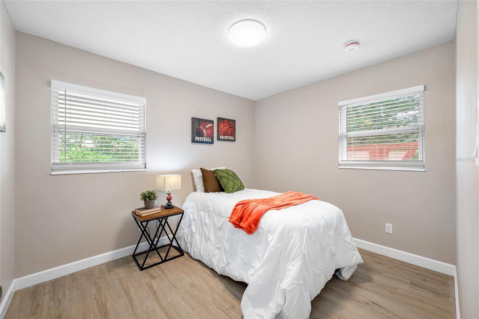 217 EMERALD LN, LARGO, FL, 33771