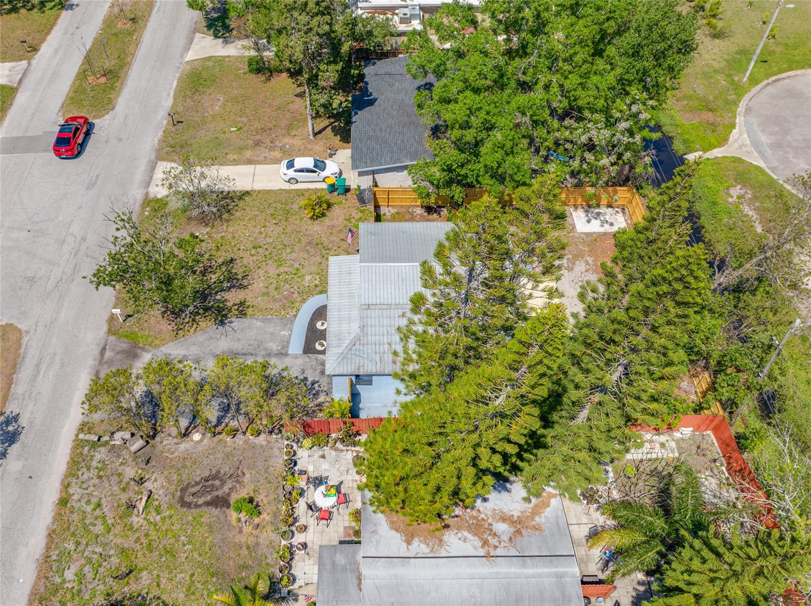 217 EMERALD LN, LARGO, FL, 33771