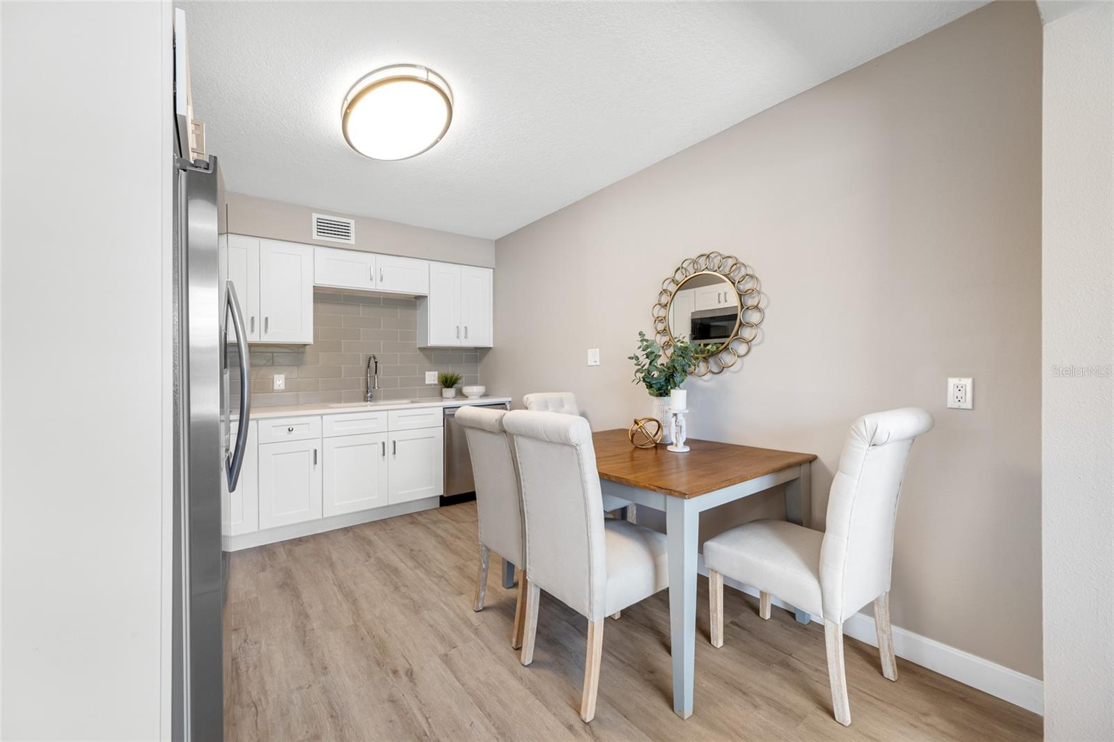 217 EMERALD LN, LARGO, FL, 33771