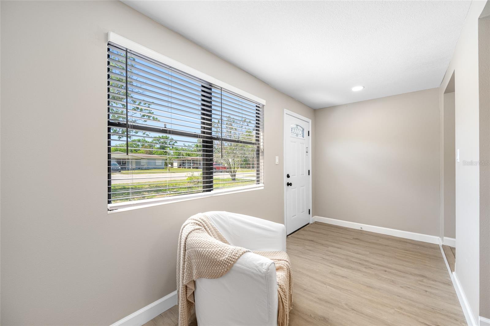 217 EMERALD LN, LARGO, FL, 33771