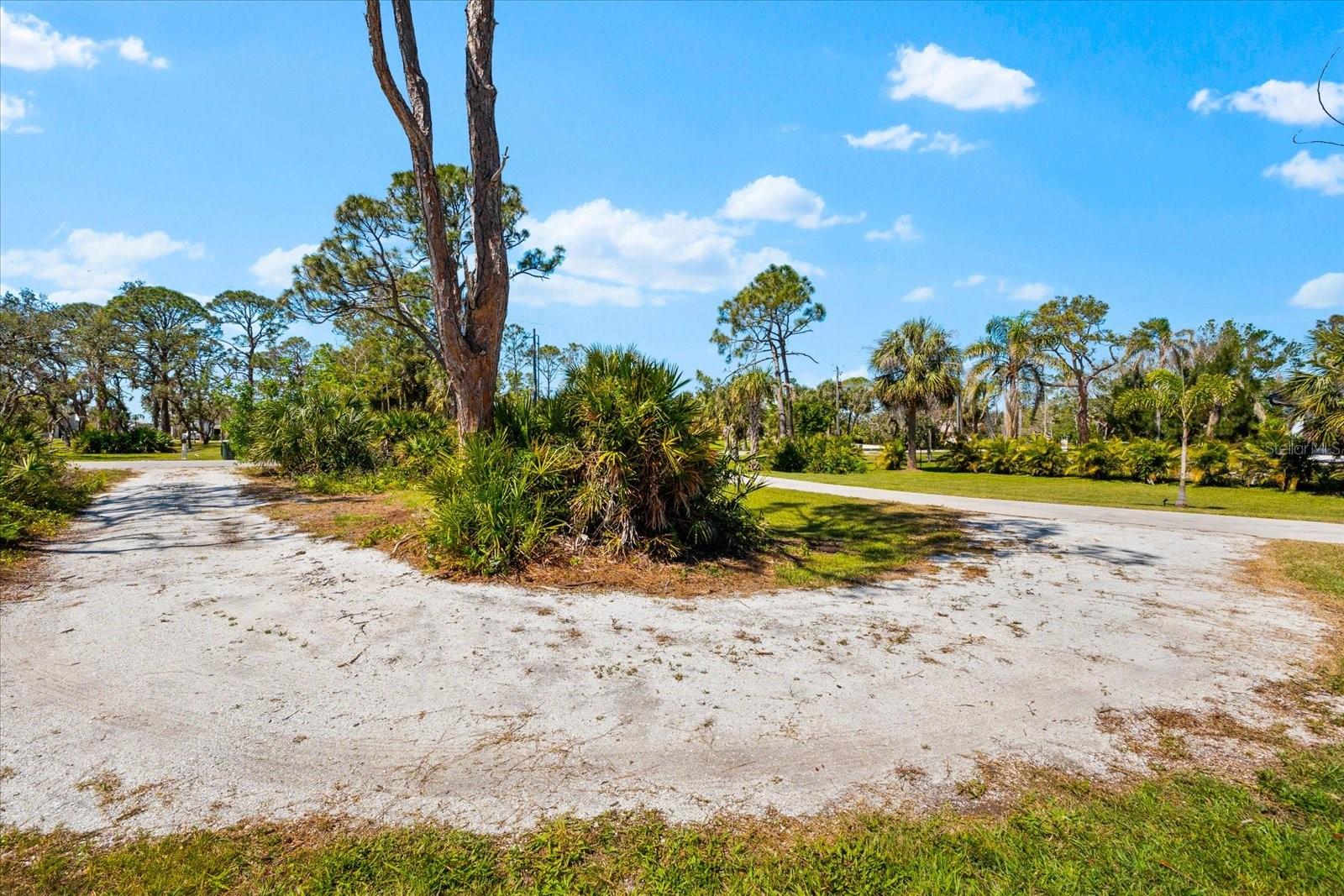 1785 BAYSHORE DR, ENGLEWOOD, FL, 34223