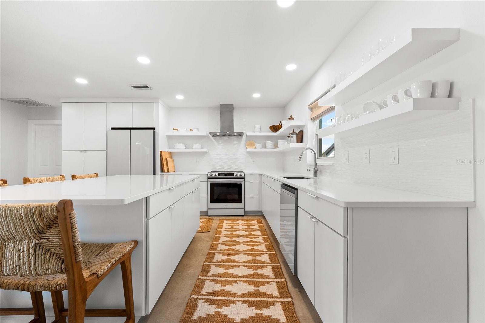 1785 BAYSHORE DR, ENGLEWOOD, FL, 34223