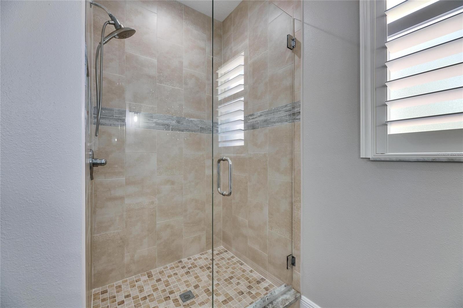 11305 TRALEE DR, RIVERVIEW, FL, 33569