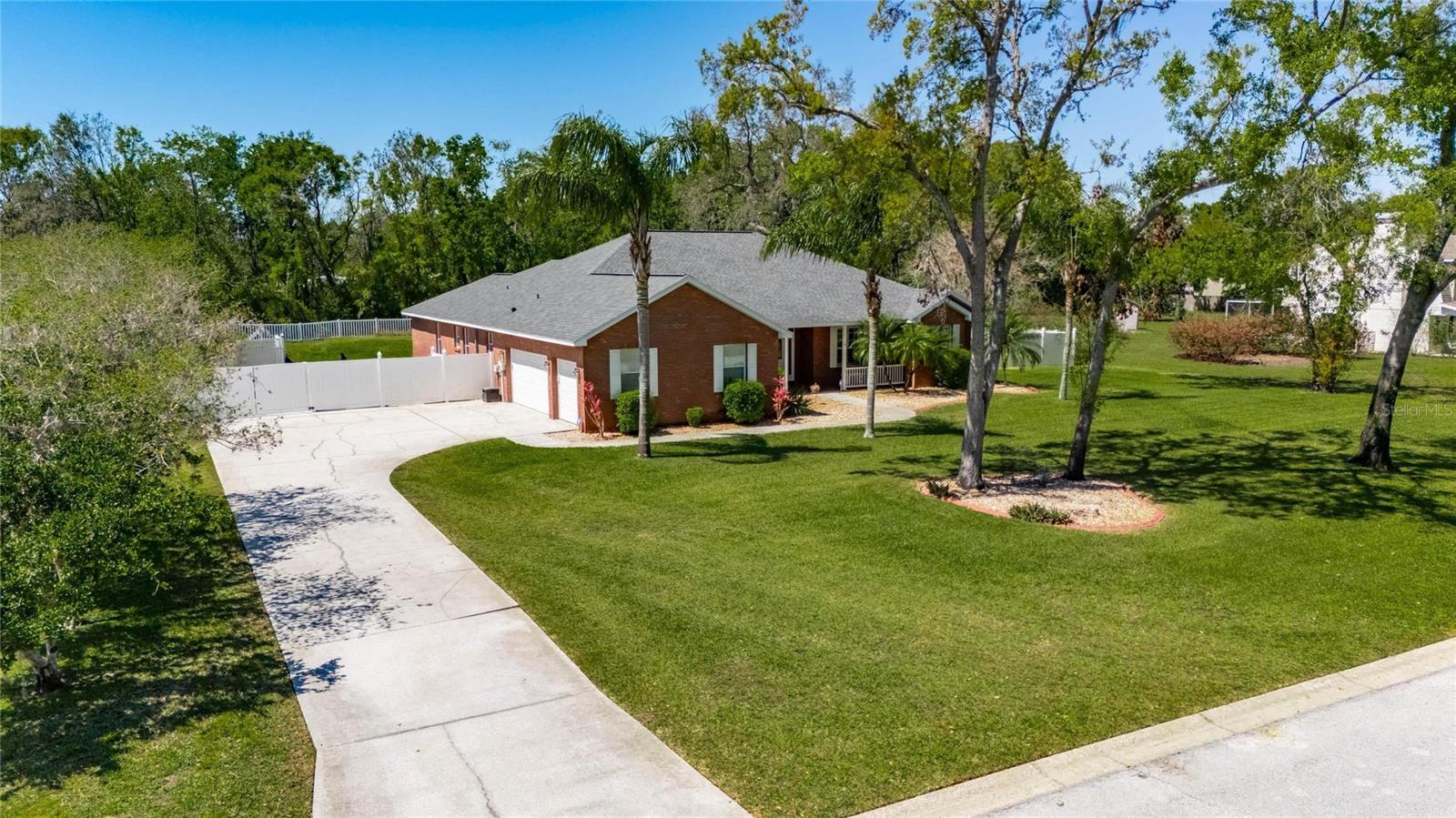 11305 TRALEE DR, RIVERVIEW, FL, 33569