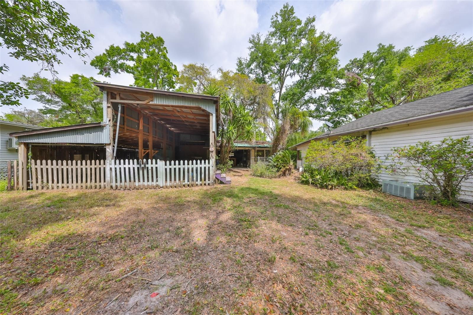 403 SKYWOOD DR, VALRICO, FL, 33594
