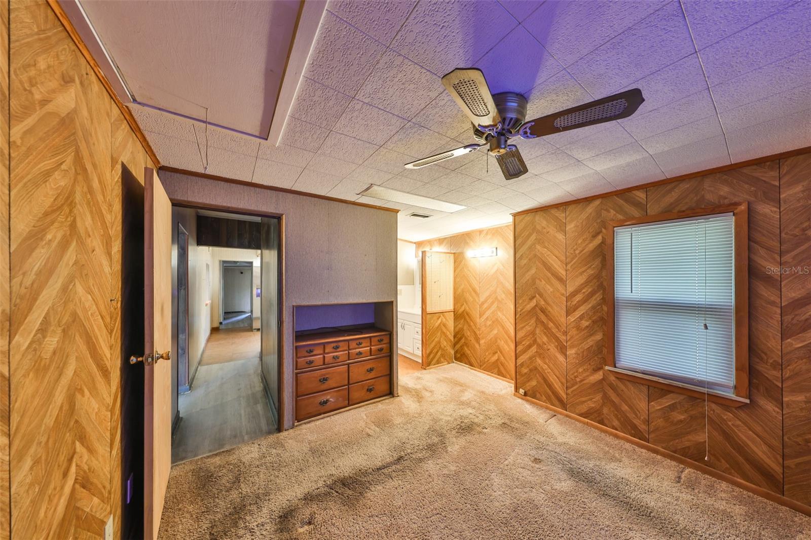 403 SKYWOOD DR, VALRICO, FL, 33594
