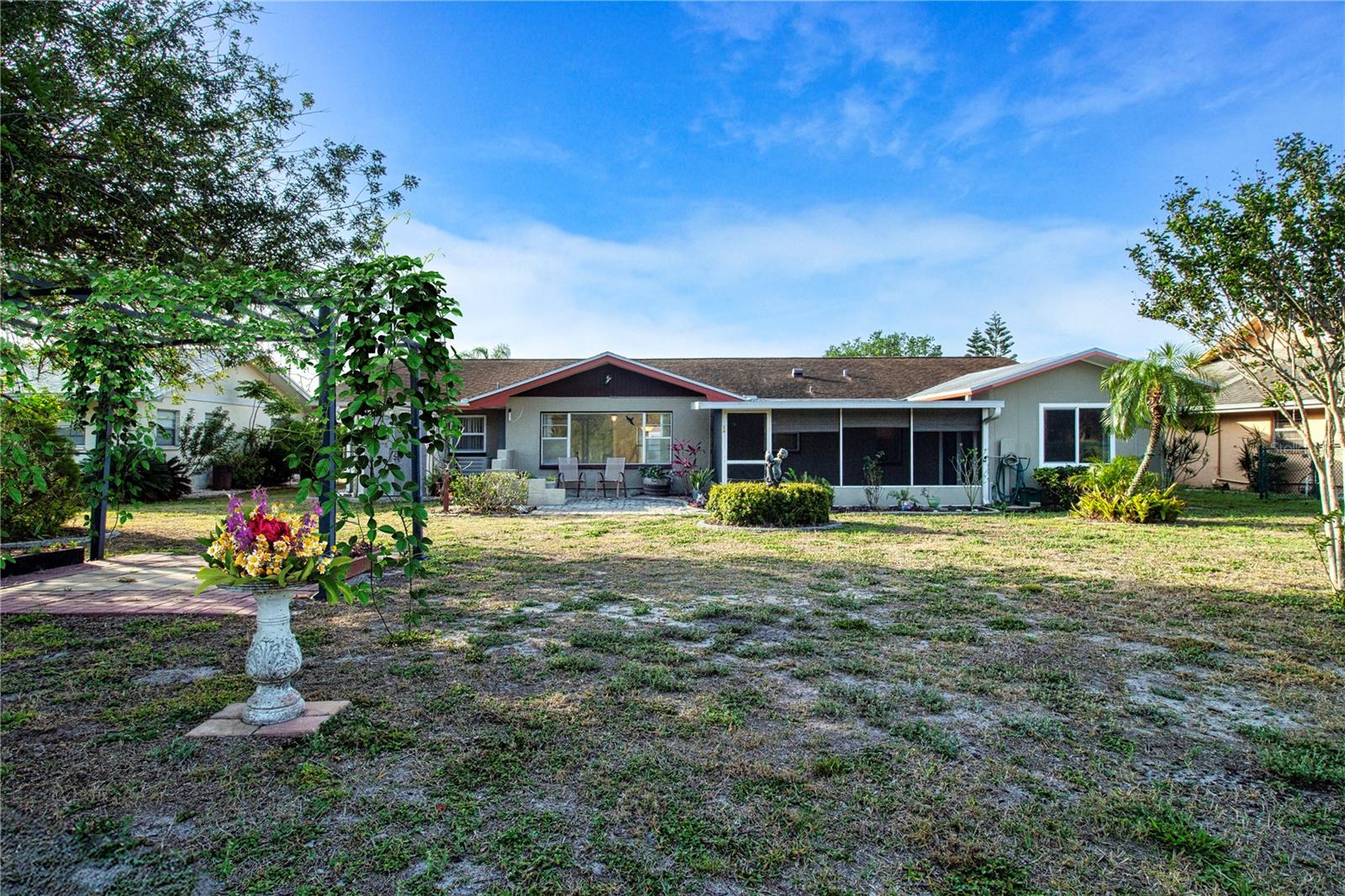 1730 W DEL WEBB BLVD, SUN CITY CENTER, FL, 33573