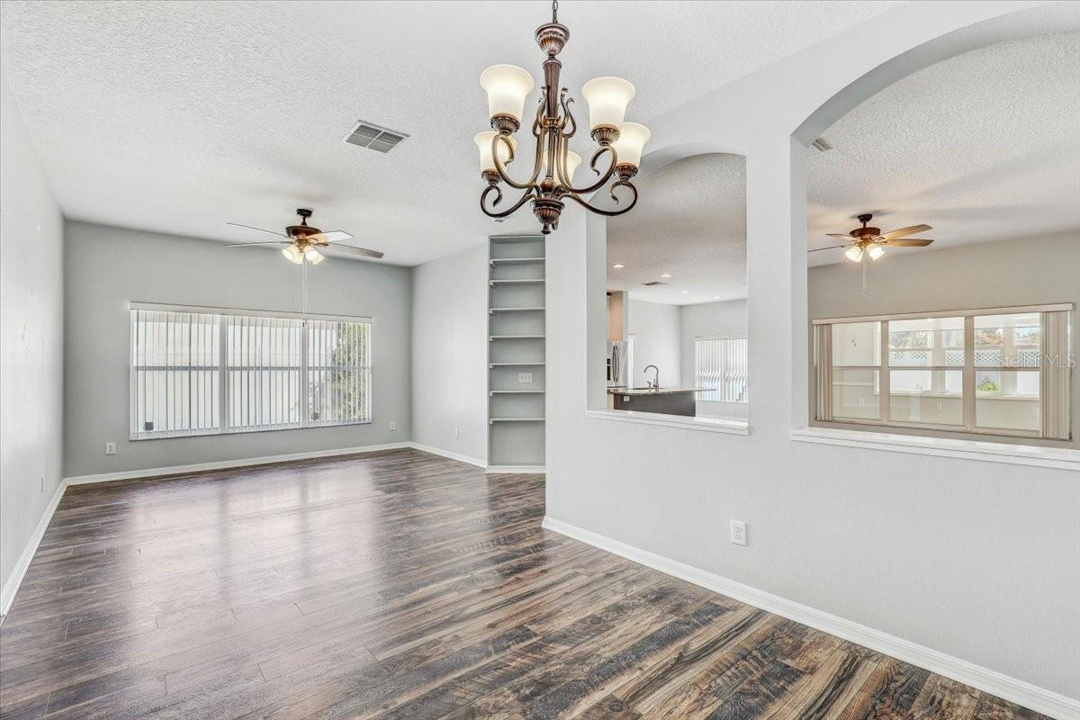 dining room/living room