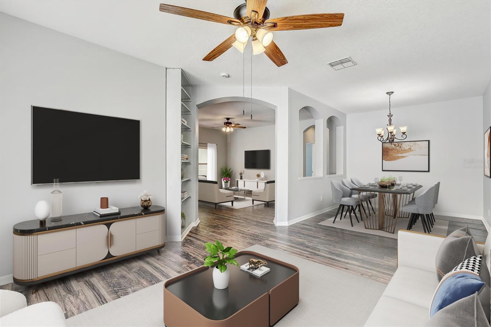 Virtually staged livingroom/dining room