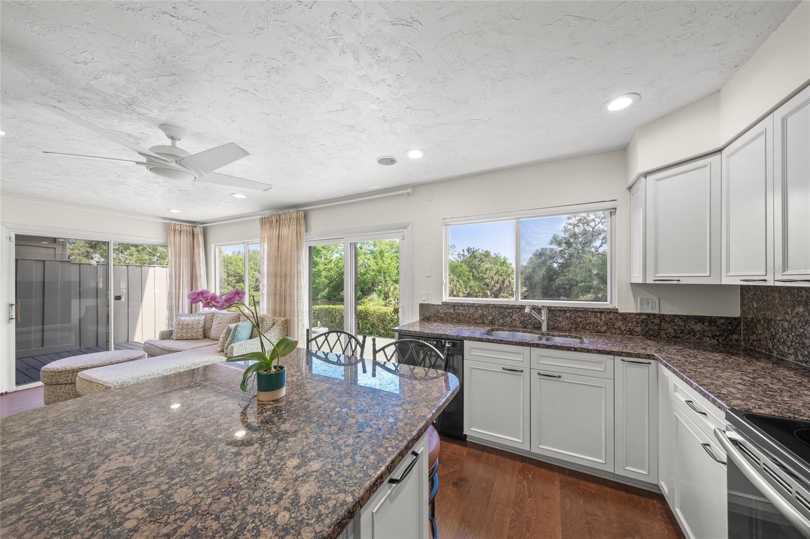 4543 FOREST WOOD TRL #33, SARASOTA, FL, 34241