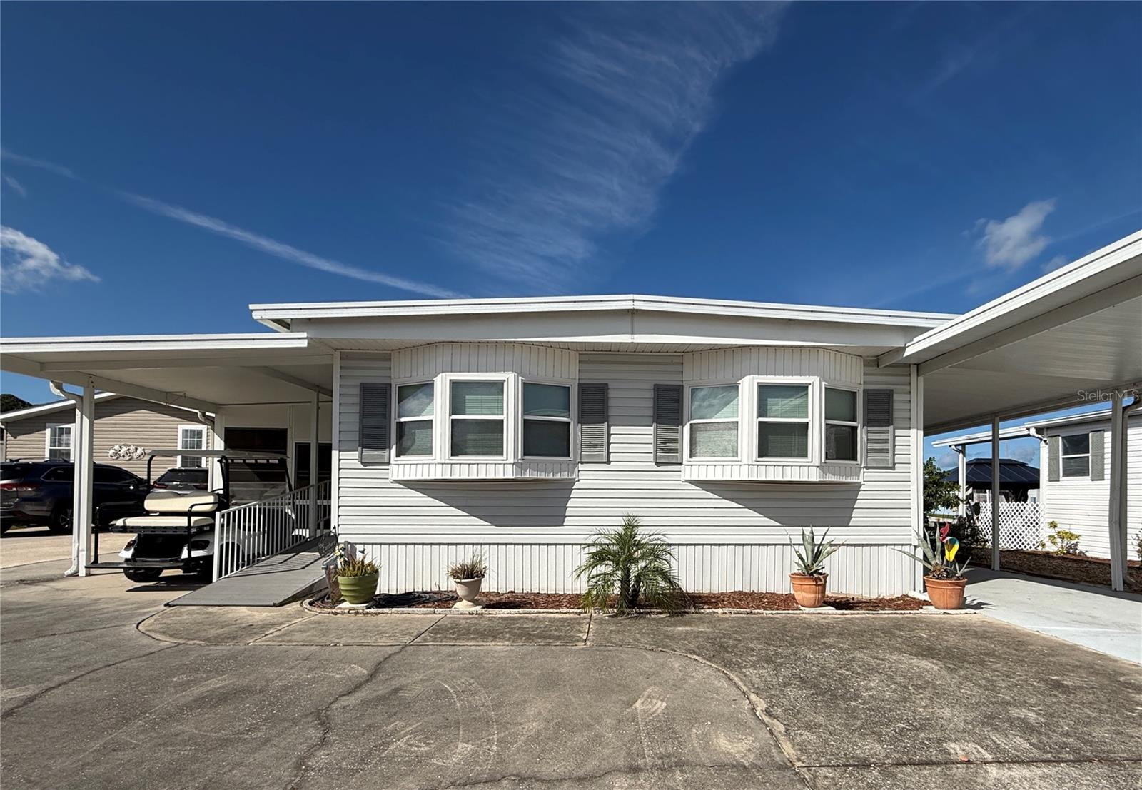 116 W SAINT ANNES CIR, APOLLO BEACH, FL, 33572