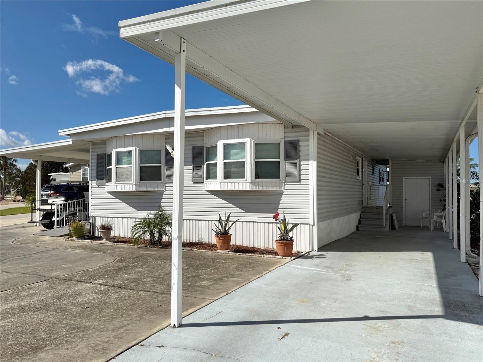 116 W SAINT ANNES CIR, APOLLO BEACH, FL, 33572