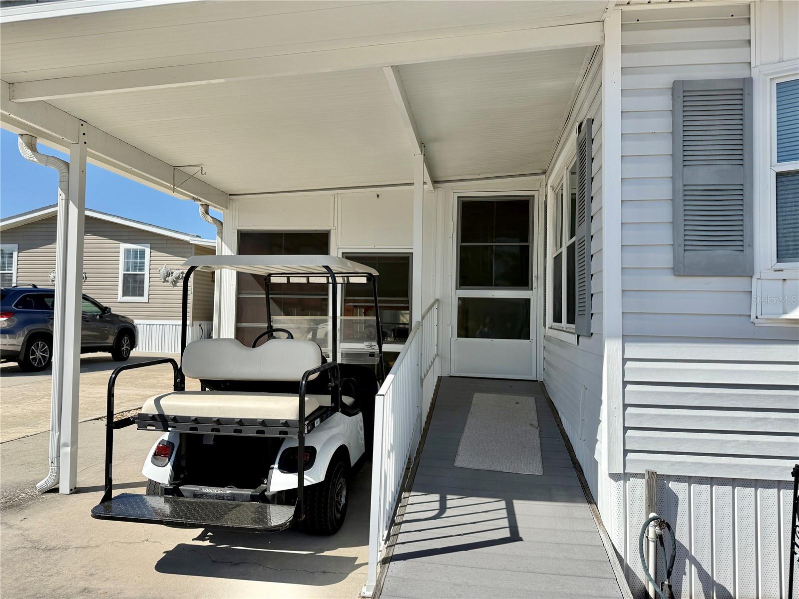 116 W SAINT ANNES CIR, APOLLO BEACH, FL, 33572