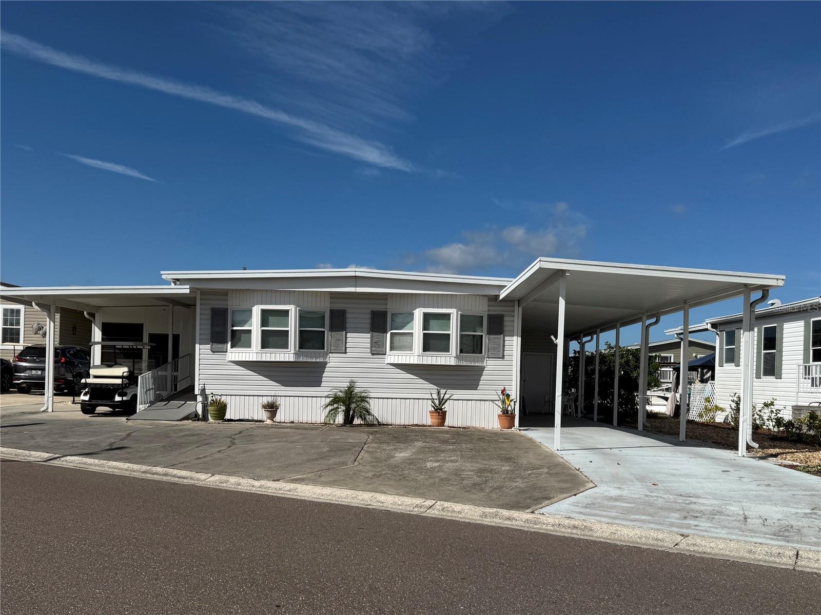 116 W SAINT ANNES CIR, APOLLO BEACH, FL, 33572