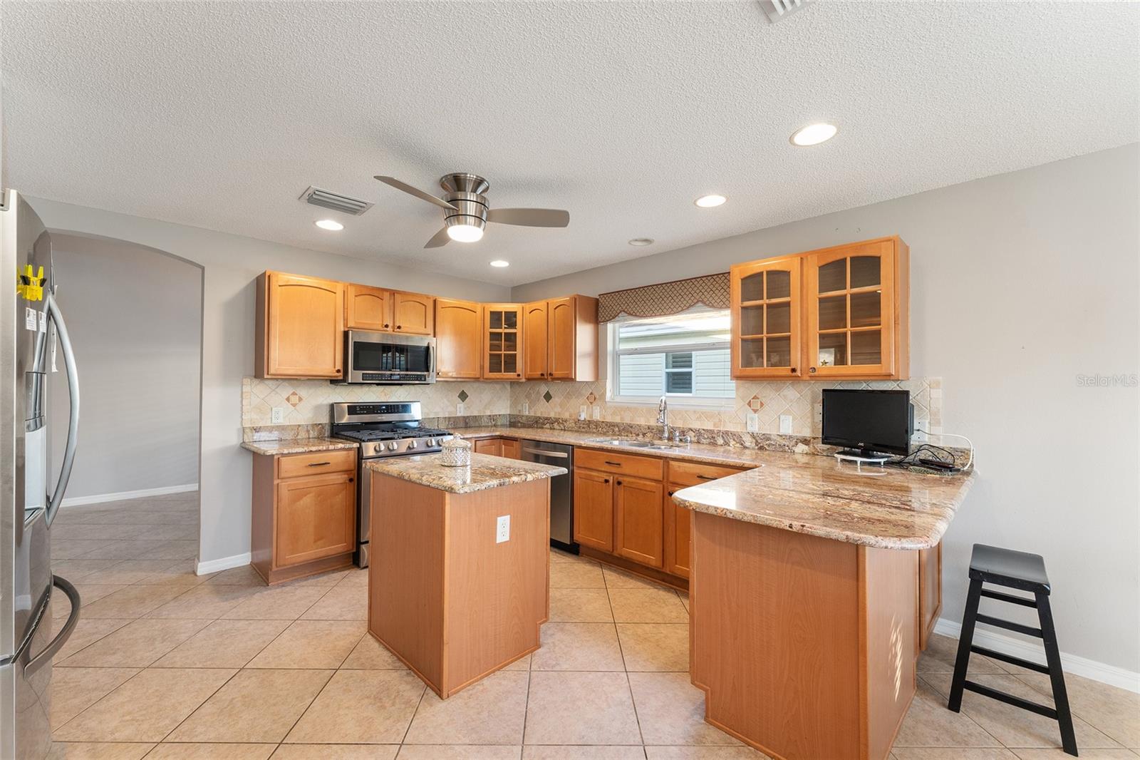 1957 ARDMORE WAY, THE VILLAGES, FL, 32162