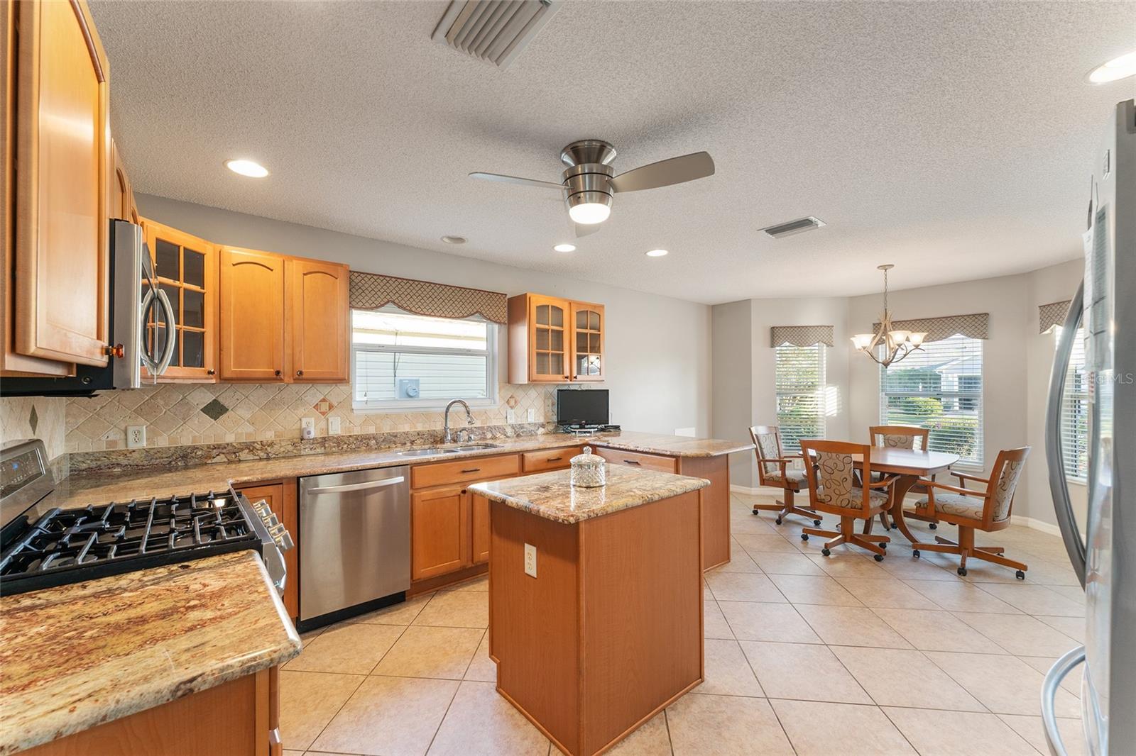 1957 ARDMORE WAY, THE VILLAGES, FL, 32162