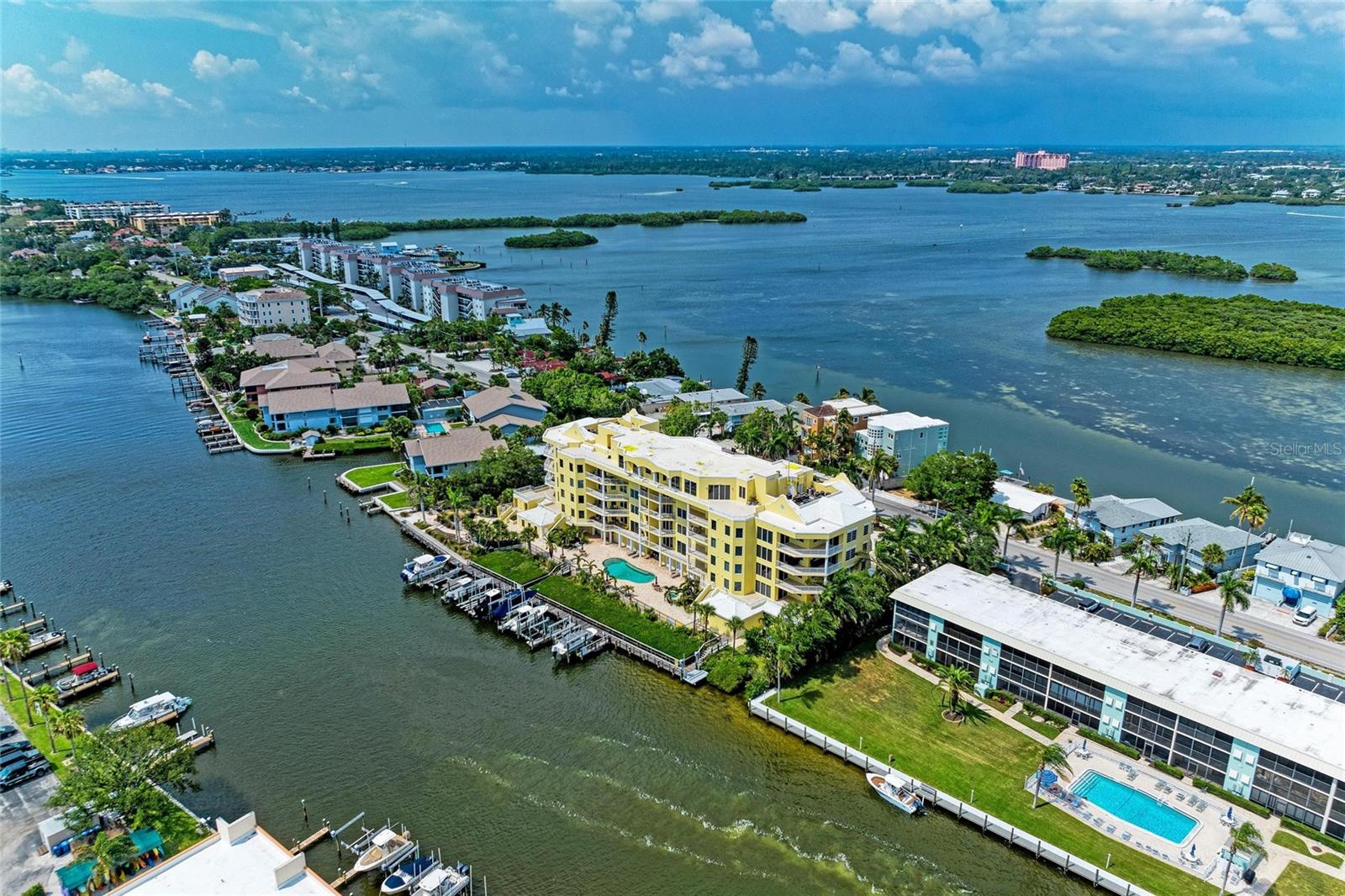 9122 MIDNIGHT PASS RD #24, SARASOTA, FL, 34242