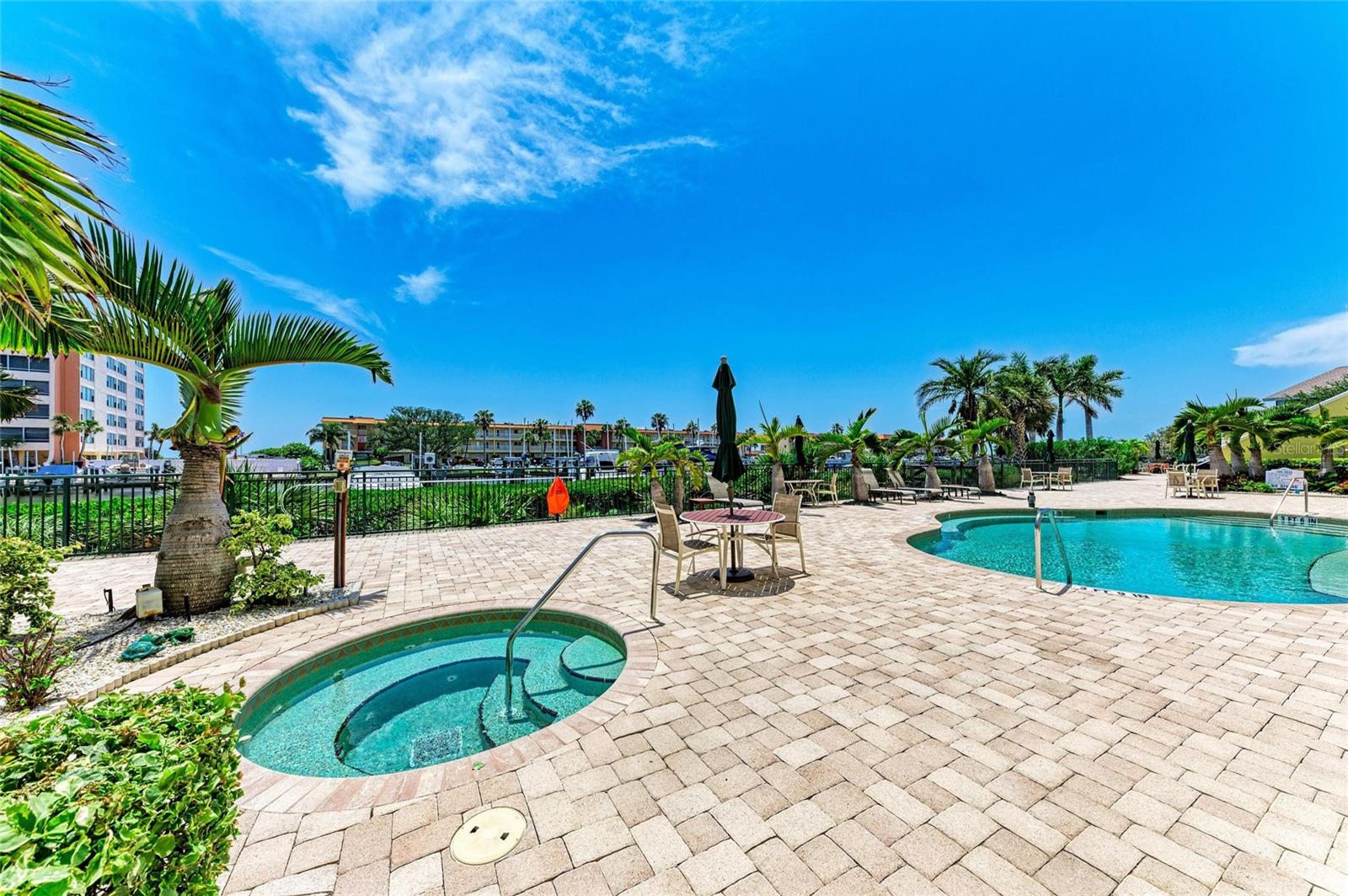 9122 MIDNIGHT PASS RD #24, SARASOTA, FL, 34242