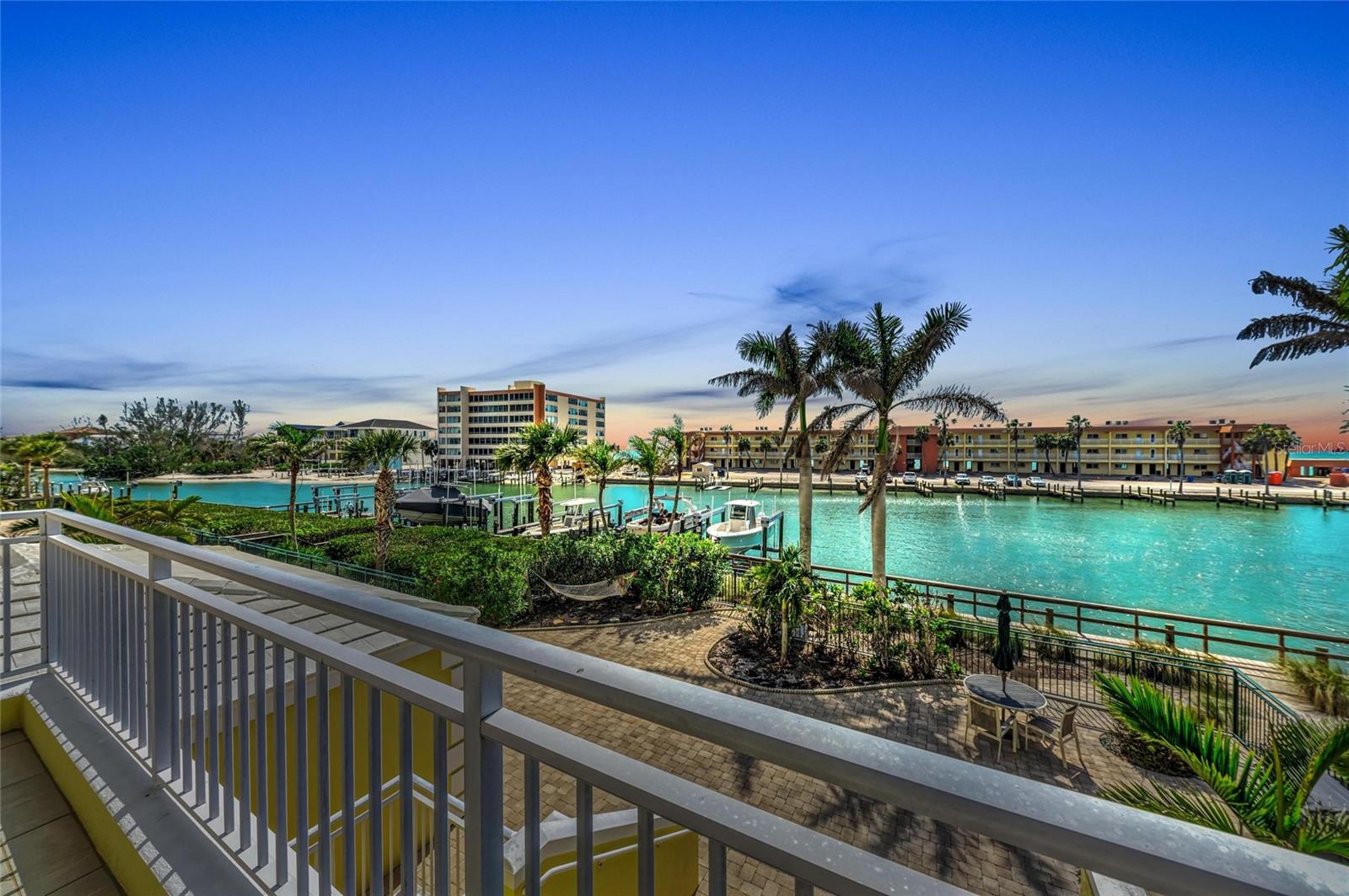 9122 MIDNIGHT PASS RD #24, SARASOTA, FL, 34242